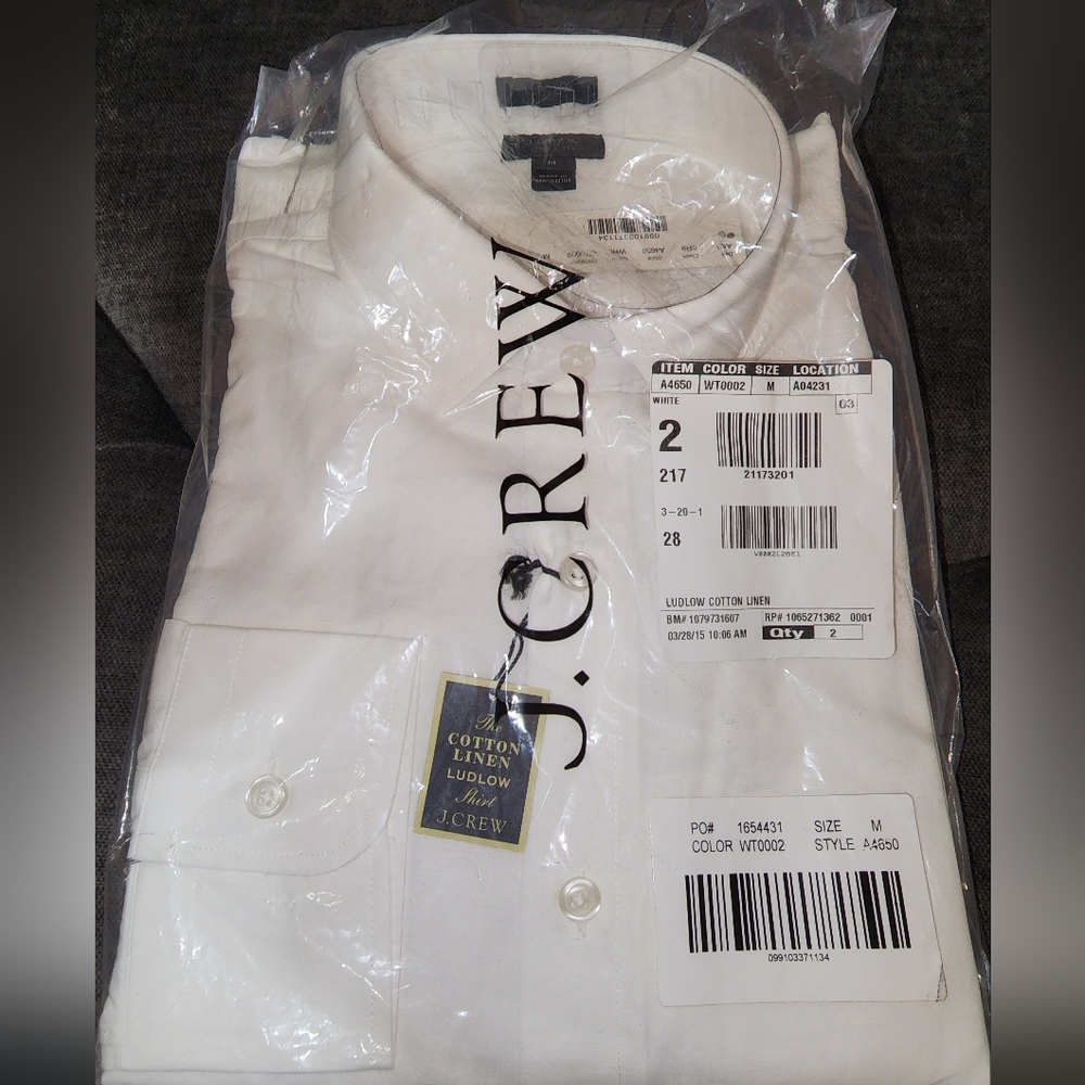 JCrew Men’s button down NWT